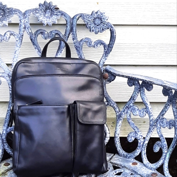 Nine West Handbags - Vintage Nine West / Leather-Back Pack in Black